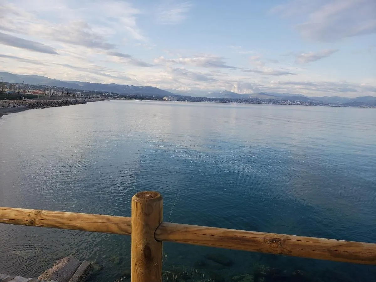 Appartement 60M2 A 500M Des Plages Antibes 0*,  France